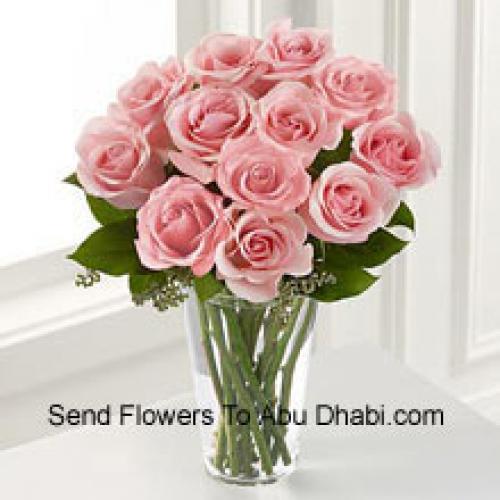 12 Dreamy Pink Roses